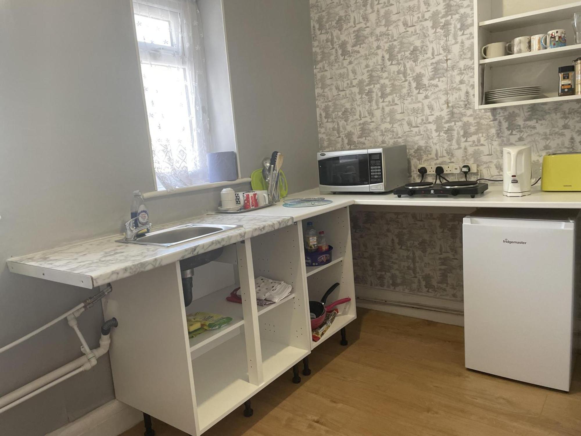 Renovated 4-Bed Home - Sleeps 9 - Parking - Spa Блэкпул Экстерьер фото
